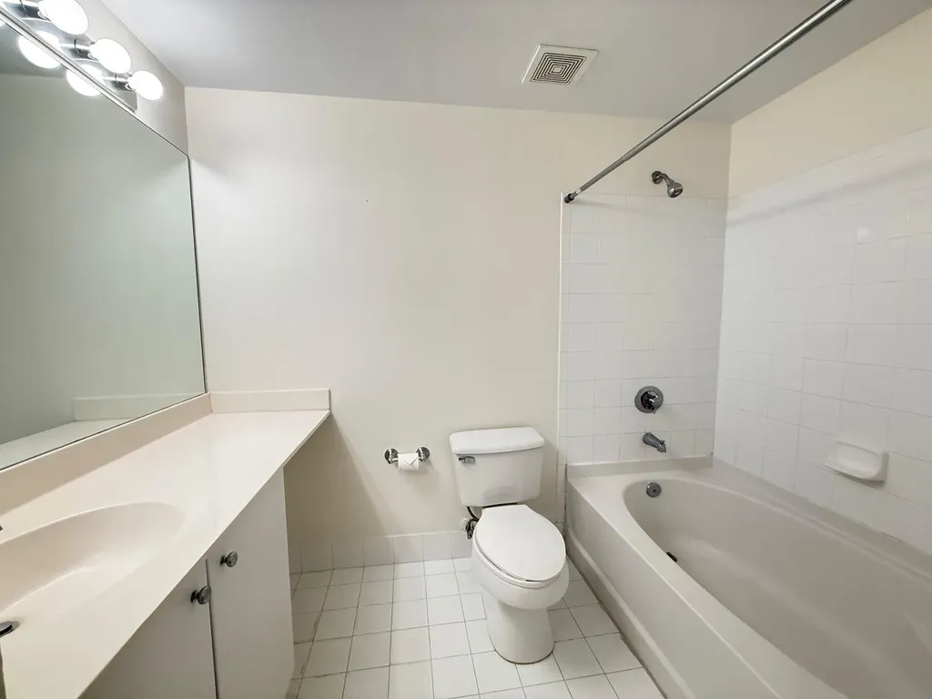 5800 W Sample Coral Springs FL 33067