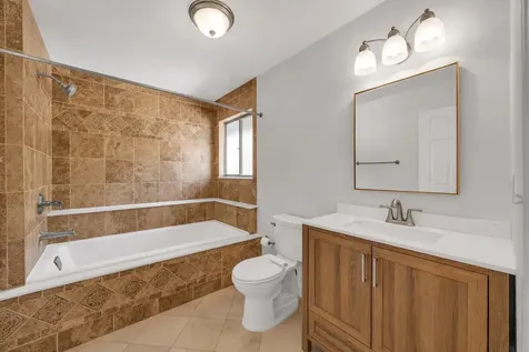 25 Lexington Lane W Palm Beach Gardens FL 33418
