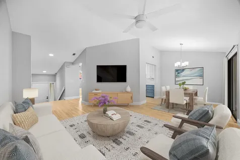 25 Lexington Lane W Palm Beach Gardens FL 33418