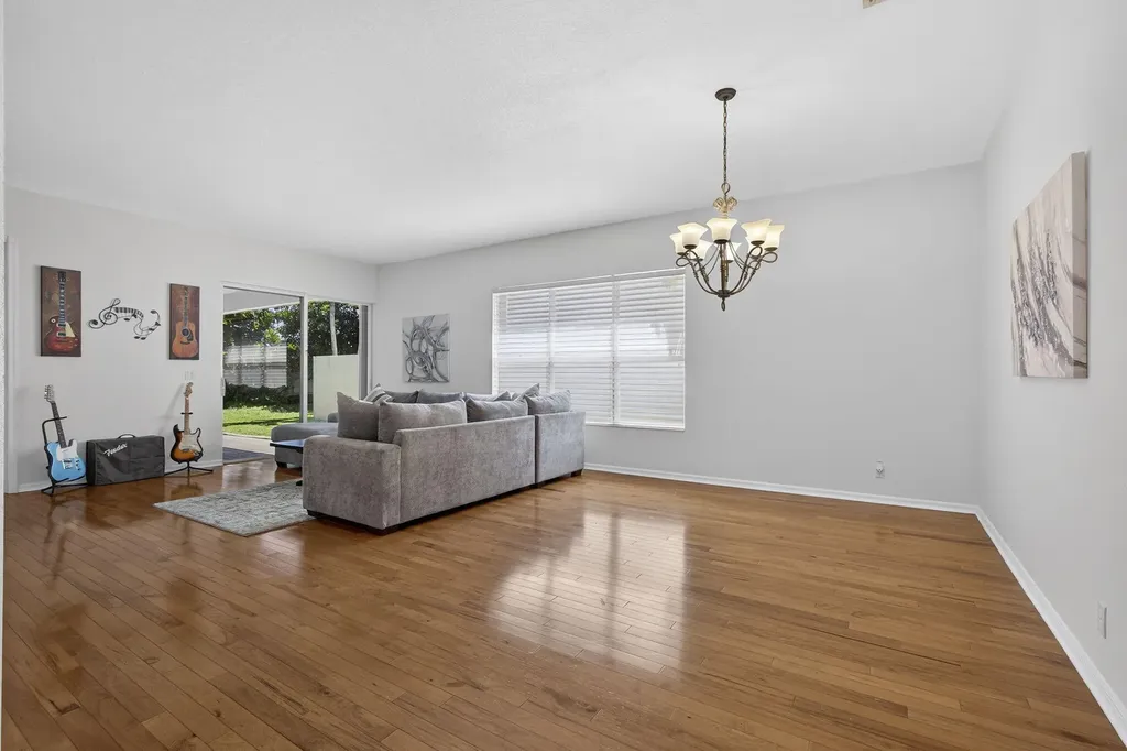 171 Isle Verde Way Palm Beach Gardens FL 33418