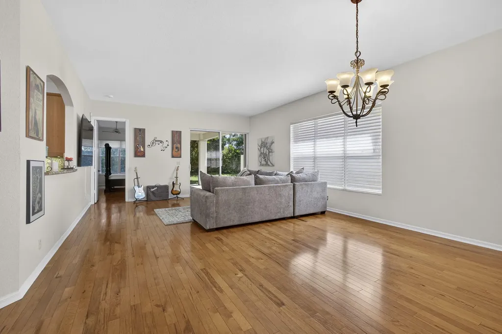 171 Isle Verde Way Palm Beach Gardens FL 33418