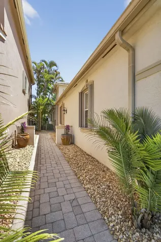 171 Isle Verde Way Palm Beach Gardens FL 33418