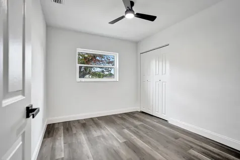 627 W Ilex Drive Lake Park FL 33403