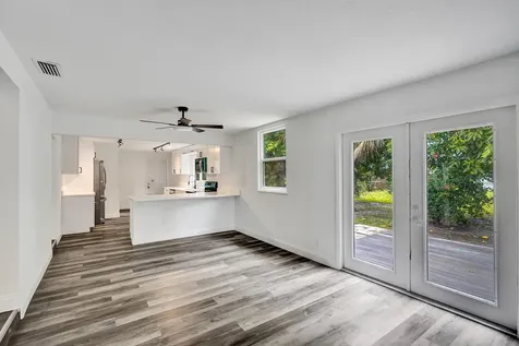 627 W Ilex Drive Lake Park FL 33403