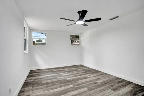 627 W Ilex Drive Lake Park FL 33403