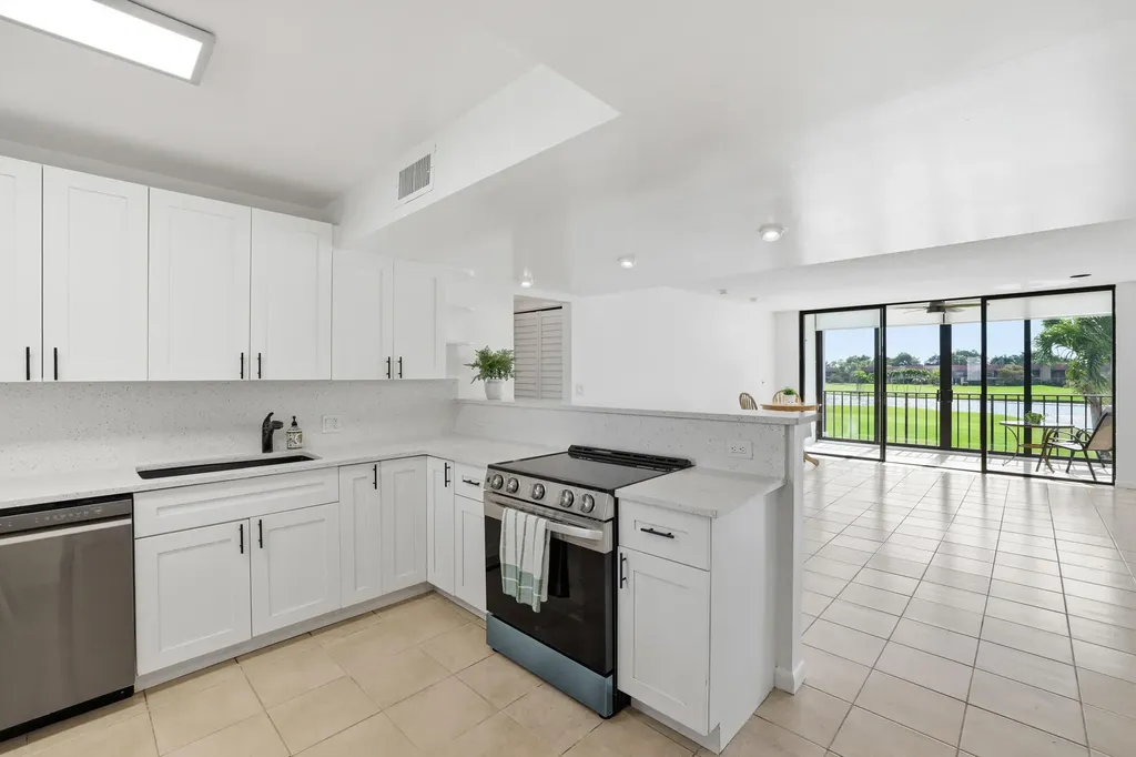 4545 Luxemburg Court Greenacres FL 33467