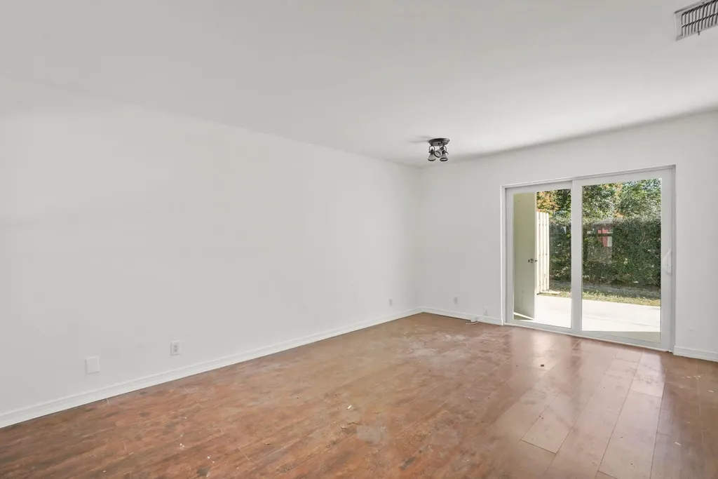 12056 Ellison Wilson Road North Palm Beach FL 33408