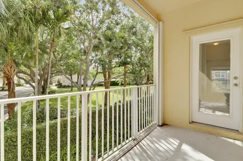 104 Lighthouse Circle Tequesta FL 33469