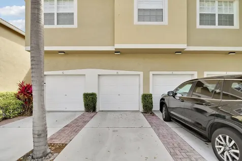 104 Lighthouse Circle Tequesta FL 33469