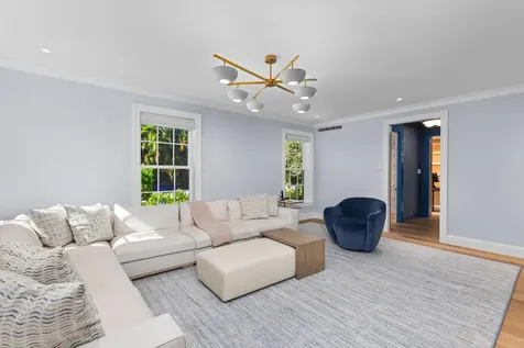 991 N Lake Way Palm Beach FL 33480
