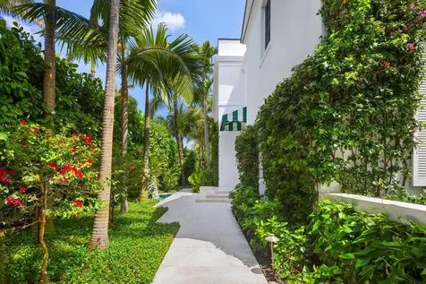991 N Lake Way Palm Beach FL 33480
