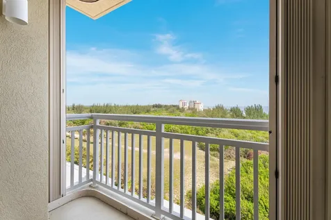 3702 N Hwy A1a Hutchinson Island FL 34949