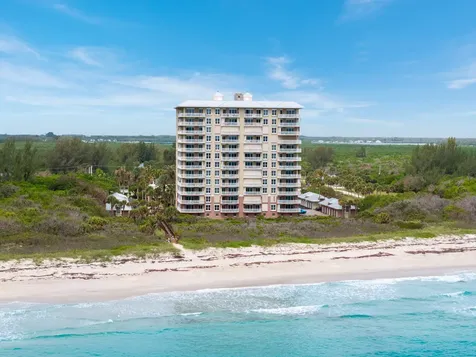 3702 N Hwy A1a Hutchinson Island FL 34949