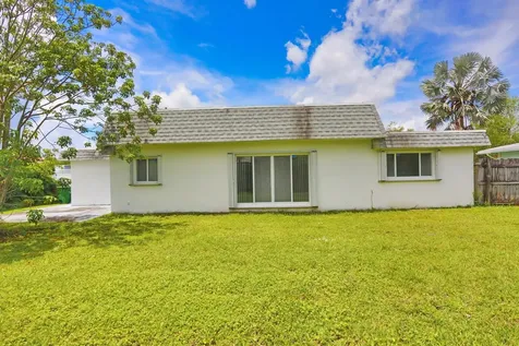 8156 NW 67th Avenue Tamarac FL 33321