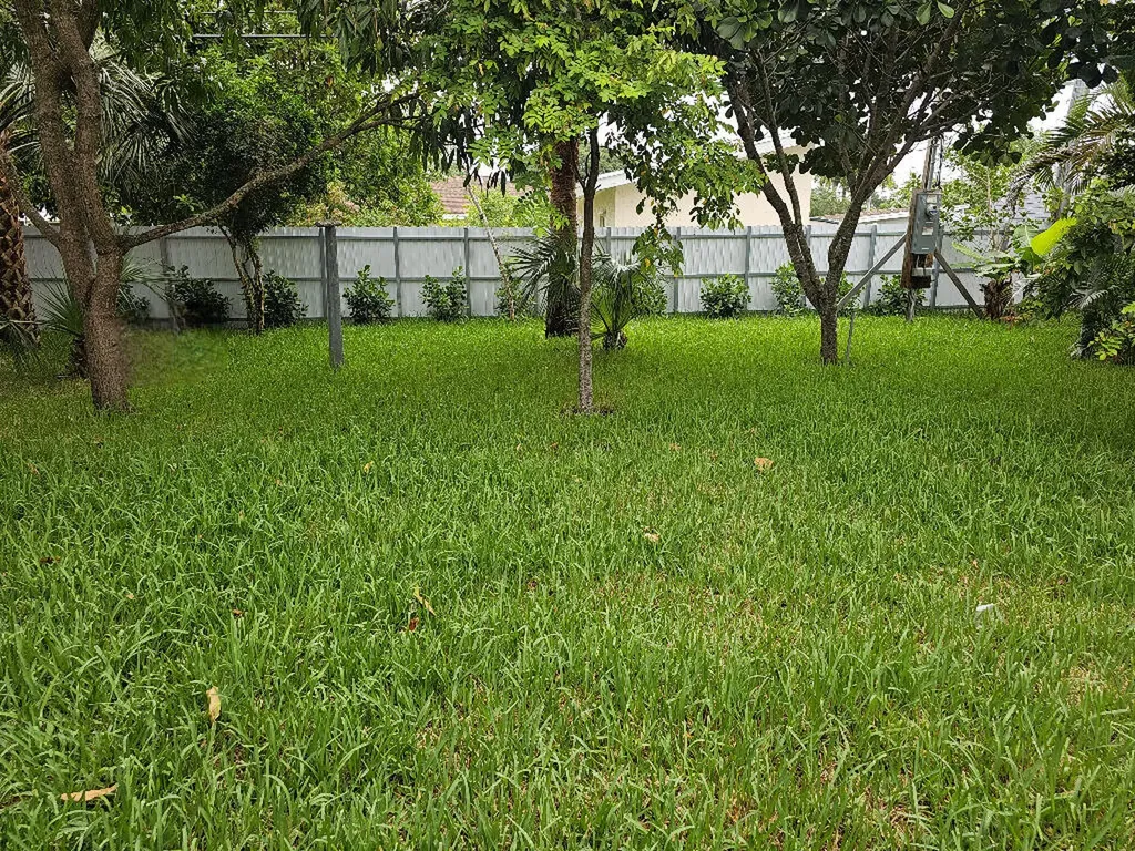 131 Miami Gardens Road West Park FL 33023