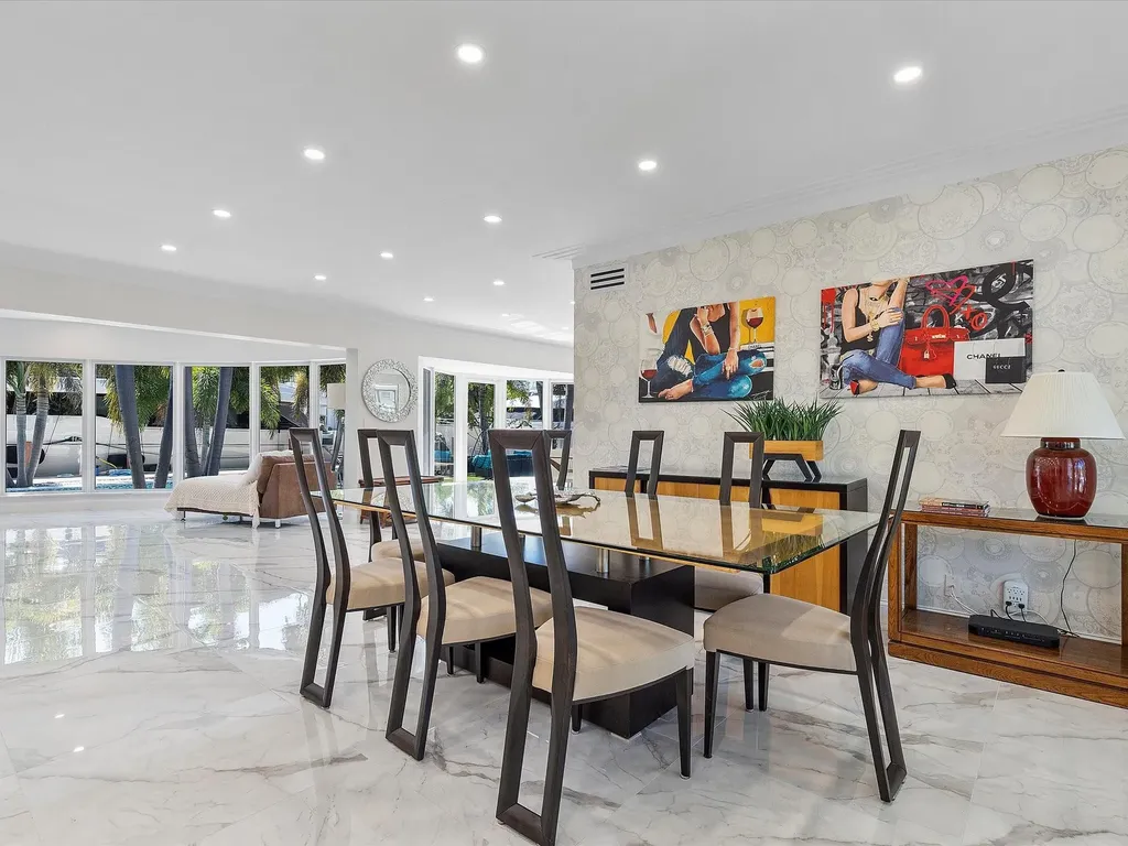 207 Royal Palm Drive Fort Lauderdale FL 33301
