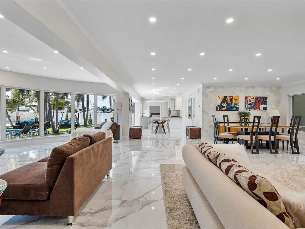 207 Royal Palm Drive Fort Lauderdale FL 33301