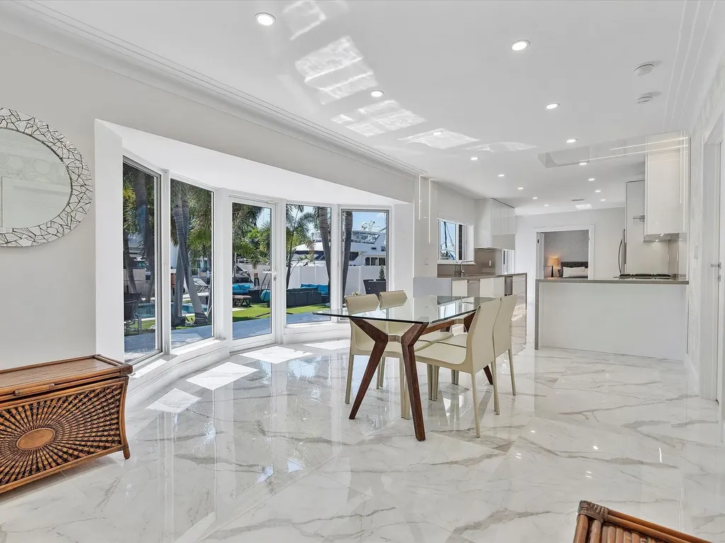 207 Royal Palm Drive Fort Lauderdale FL 33301