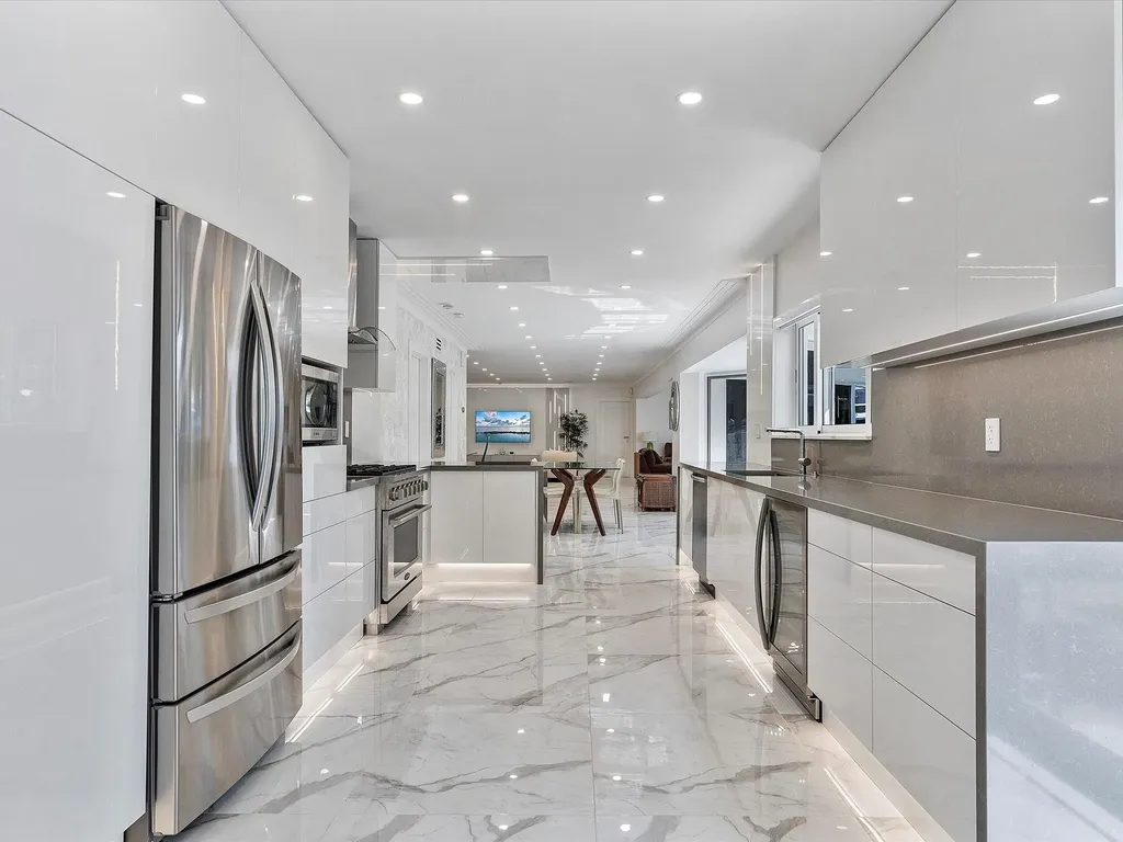 207 Royal Palm Drive Fort Lauderdale FL 33301