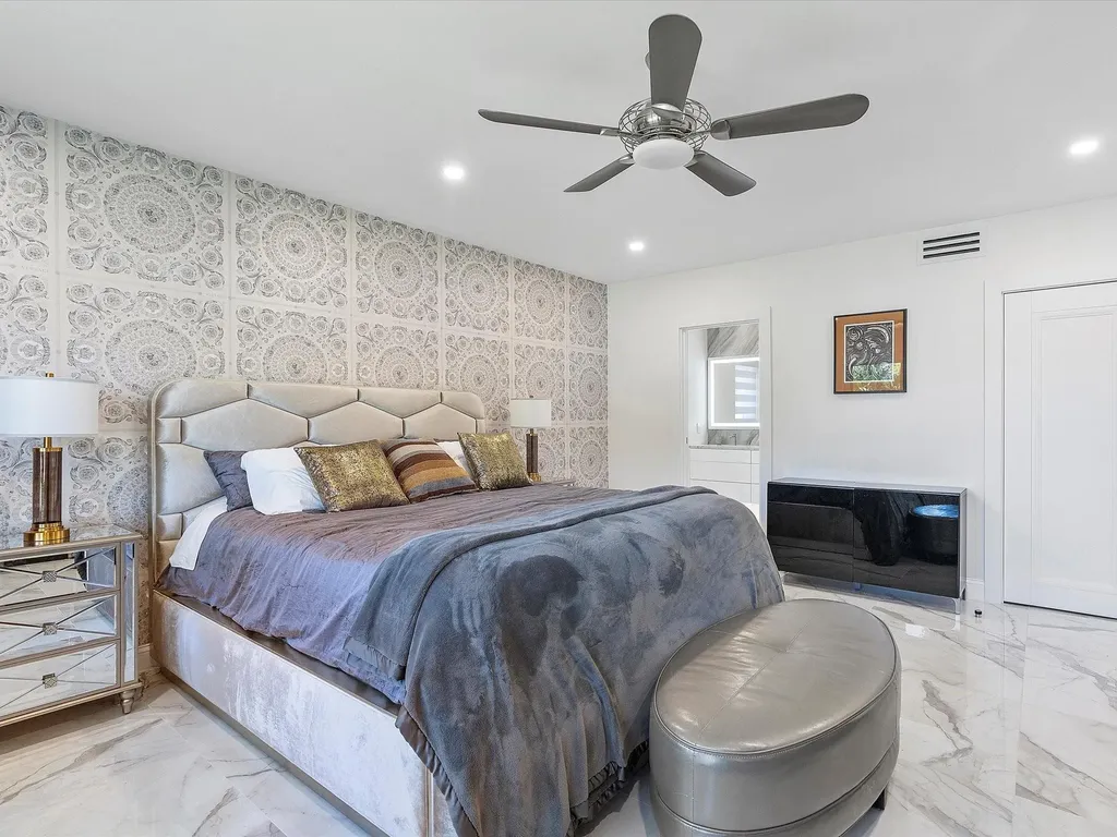207 Royal Palm Drive Fort Lauderdale FL 33301