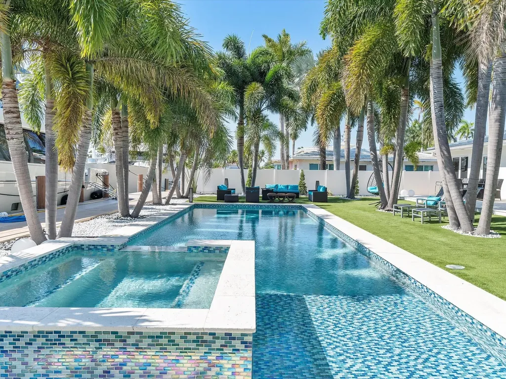 207 Royal Palm Drive Fort Lauderdale FL 33301