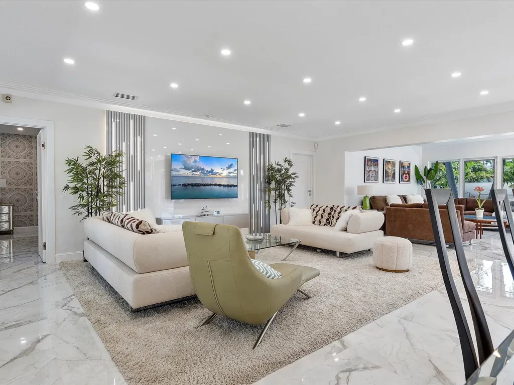 207 Royal Palm Drive Fort Lauderdale FL 33301