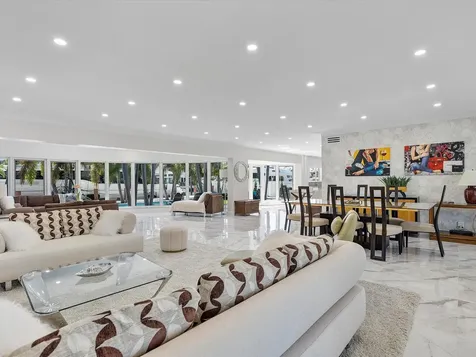 207 Royal Palm Drive Fort Lauderdale FL 33301