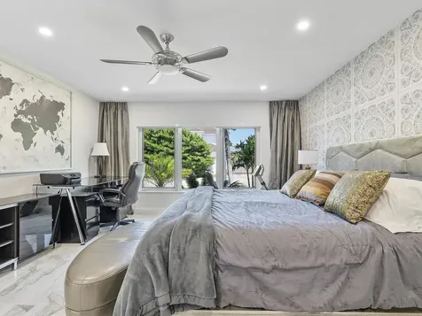 207 Royal Palm Drive Fort Lauderdale FL 33301