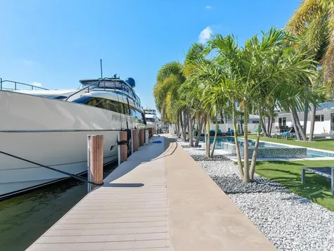 207 Royal Palm Drive Fort Lauderdale FL 33301