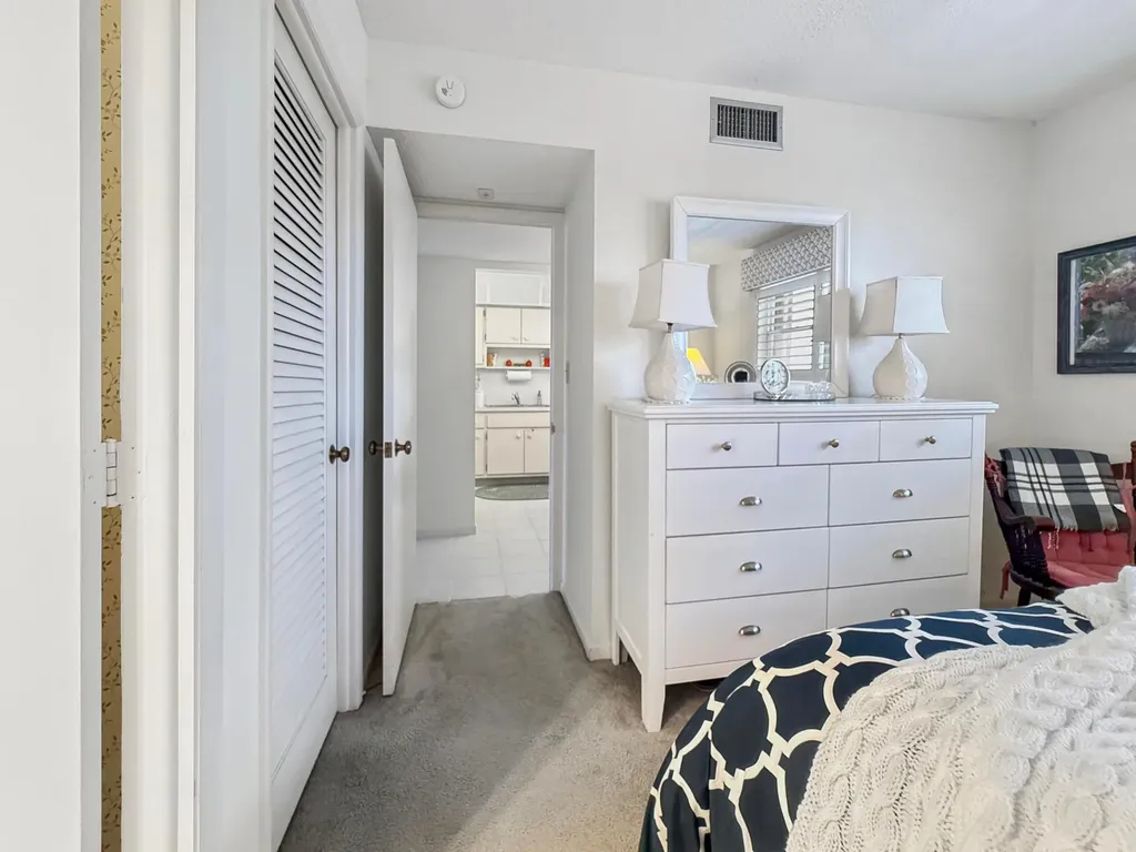 555 NW 4th Avenue Boca Raton FL 33432