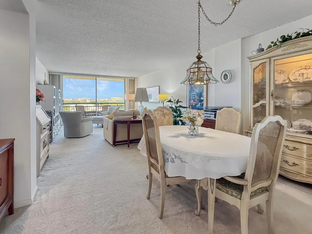 555 NW 4th Avenue Boca Raton FL 33432