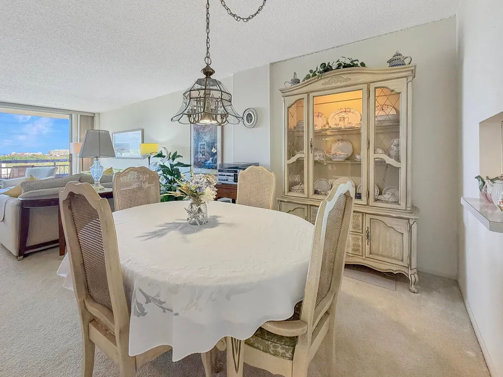 555 NW 4th Avenue Boca Raton FL 33432
