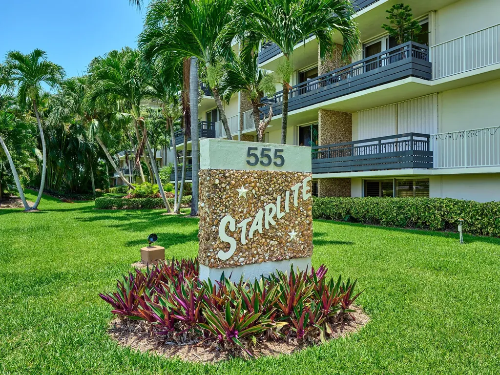 555 NW 4th Avenue Boca Raton FL 33432