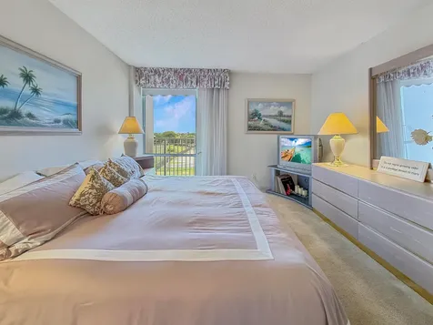 555 NW 4th Avenue Boca Raton FL 33432