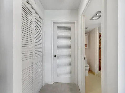555 NW 4th Avenue Boca Raton FL 33432