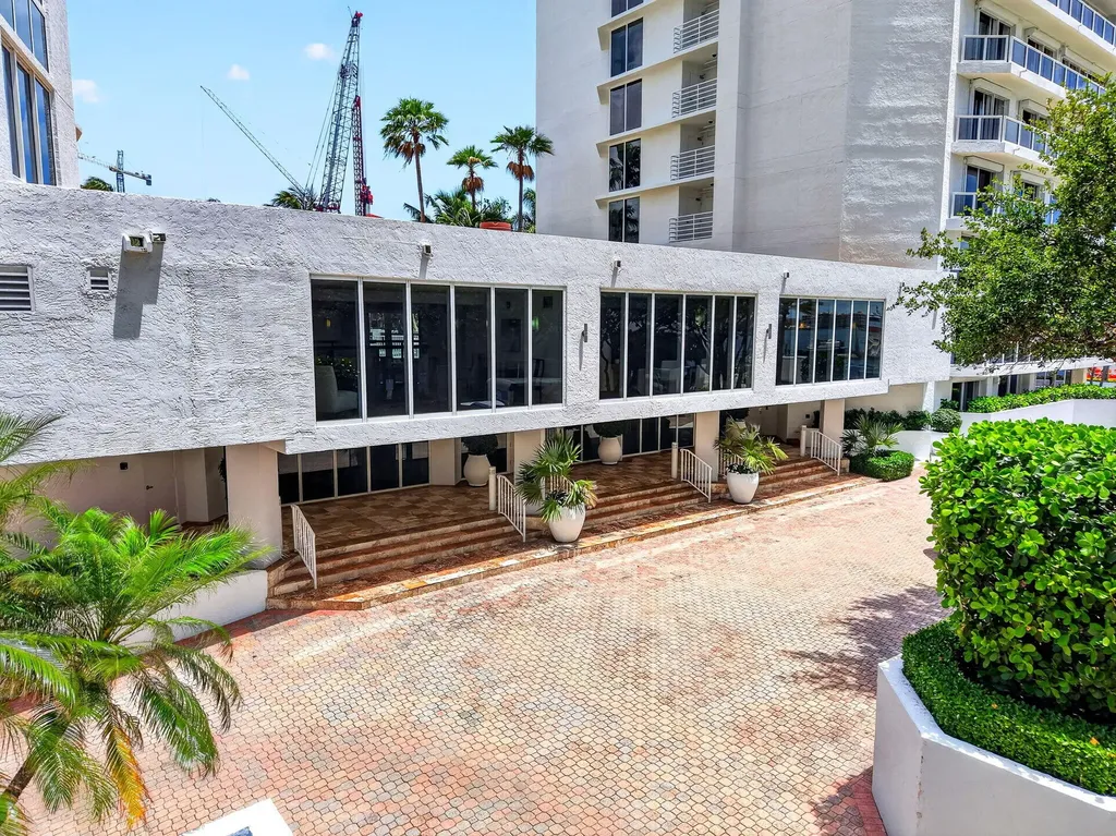 1617 N Flagler Drive West Palm Beach FL 33407