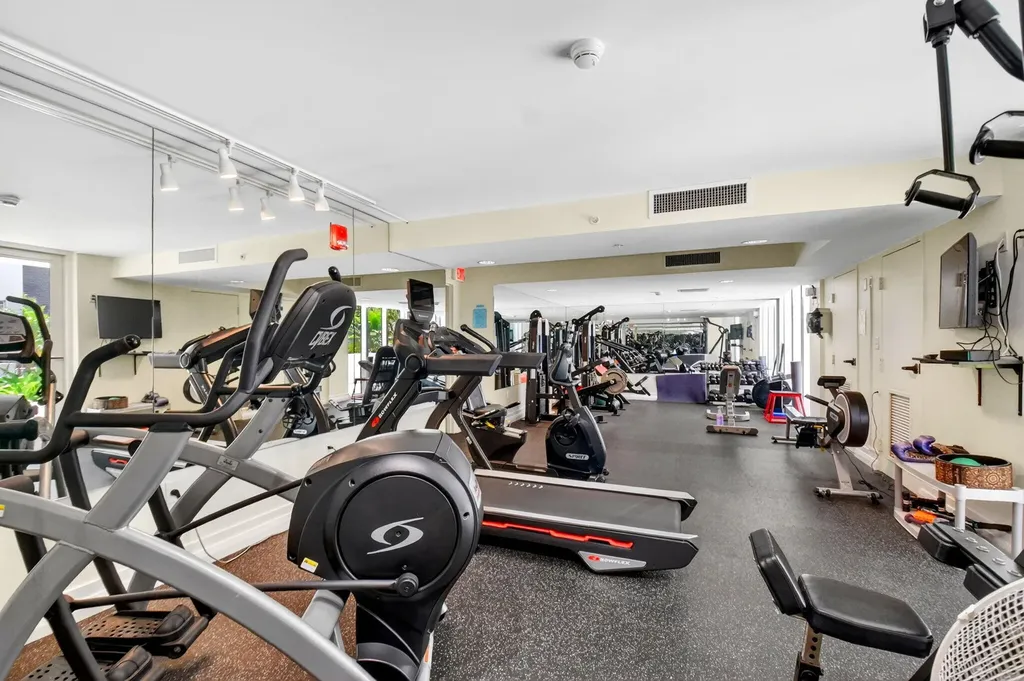 1617 N Flagler Drive West Palm Beach FL 33407