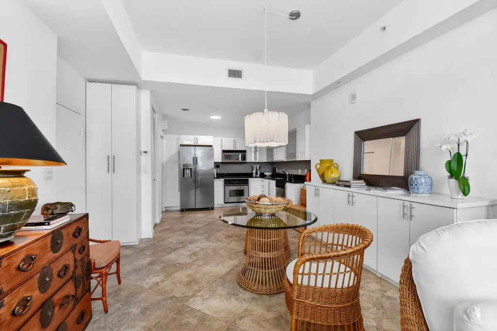 1617 N Flagler Drive West Palm Beach FL 33407