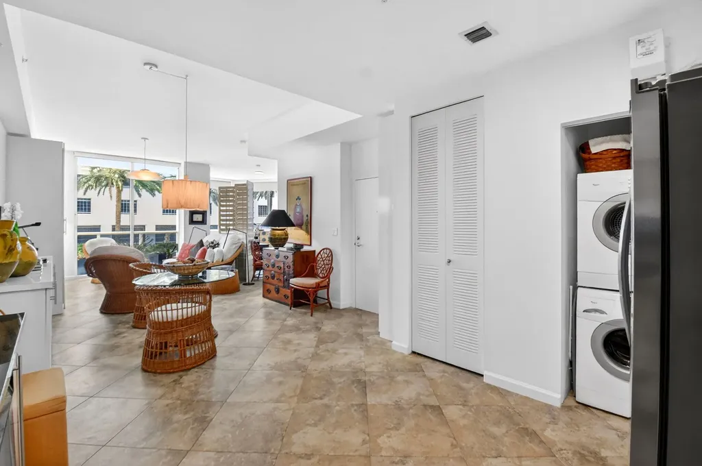 1617 N Flagler Drive West Palm Beach FL 33407