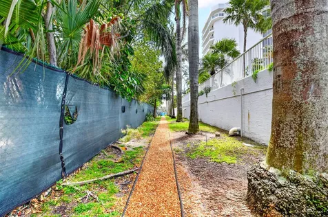 1617 N Flagler Drive West Palm Beach FL 33407