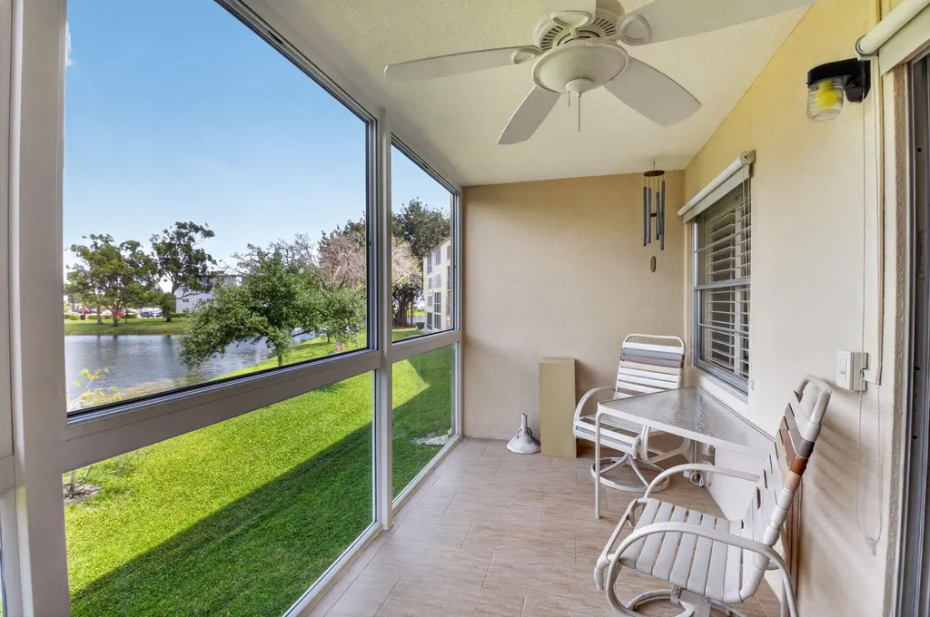 2047 Newcastle C Boca Raton FL 33434
