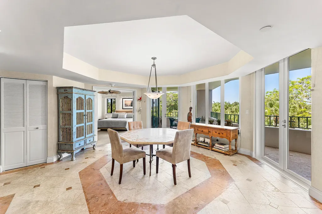 100 SE 5th Avenue Boca Raton FL 33432