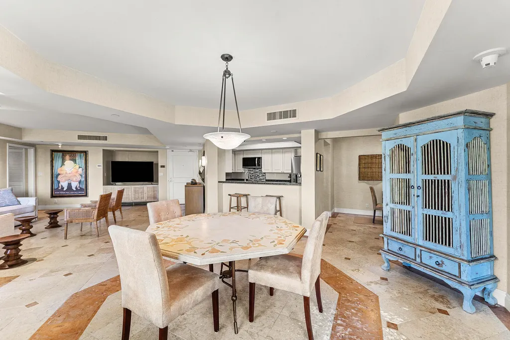 100 SE 5th Avenue Boca Raton FL 33432