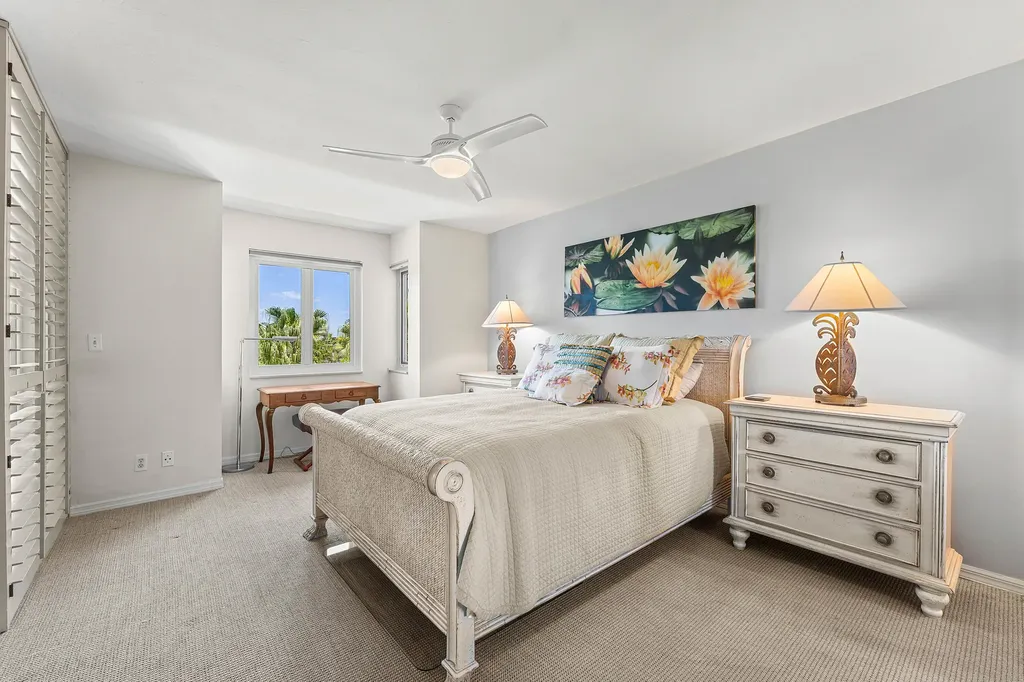 100 SE 5th Avenue Boca Raton FL 33432