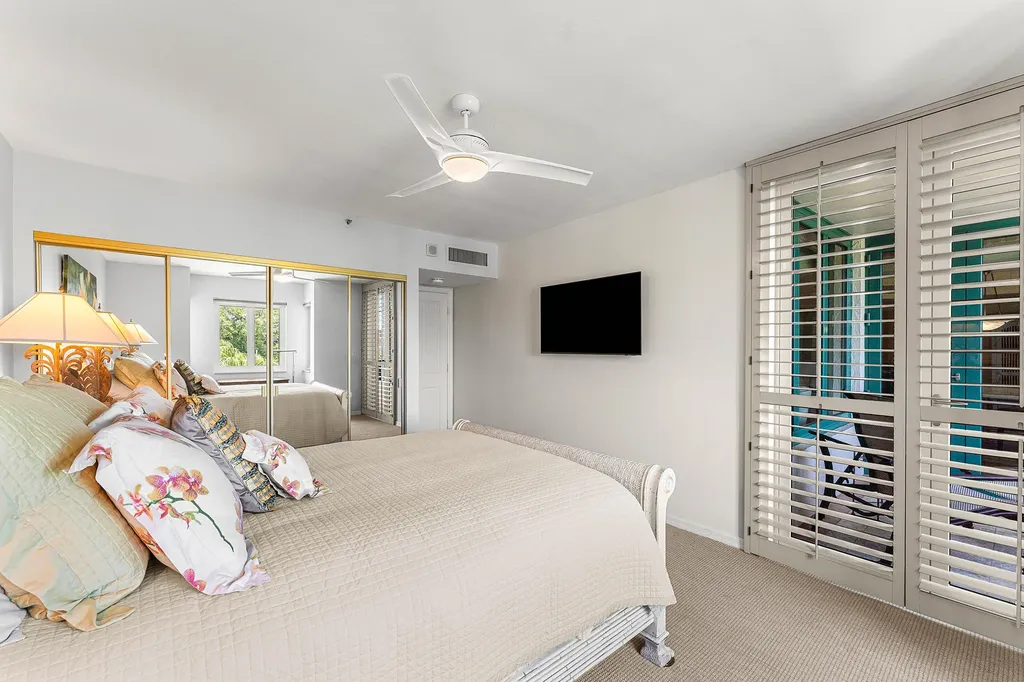 100 SE 5th Avenue Boca Raton FL 33432