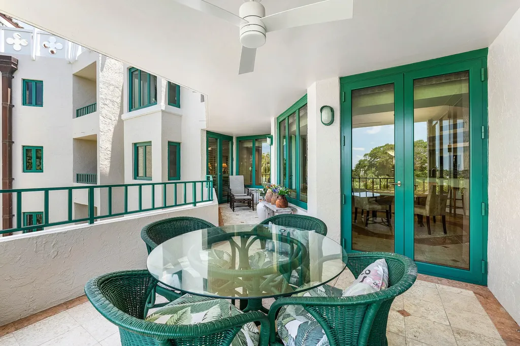 100 SE 5th Avenue Boca Raton FL 33432