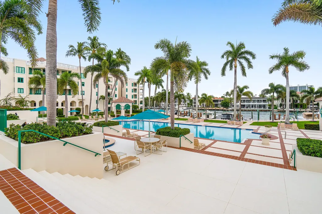 100 SE 5th Avenue Boca Raton FL 33432