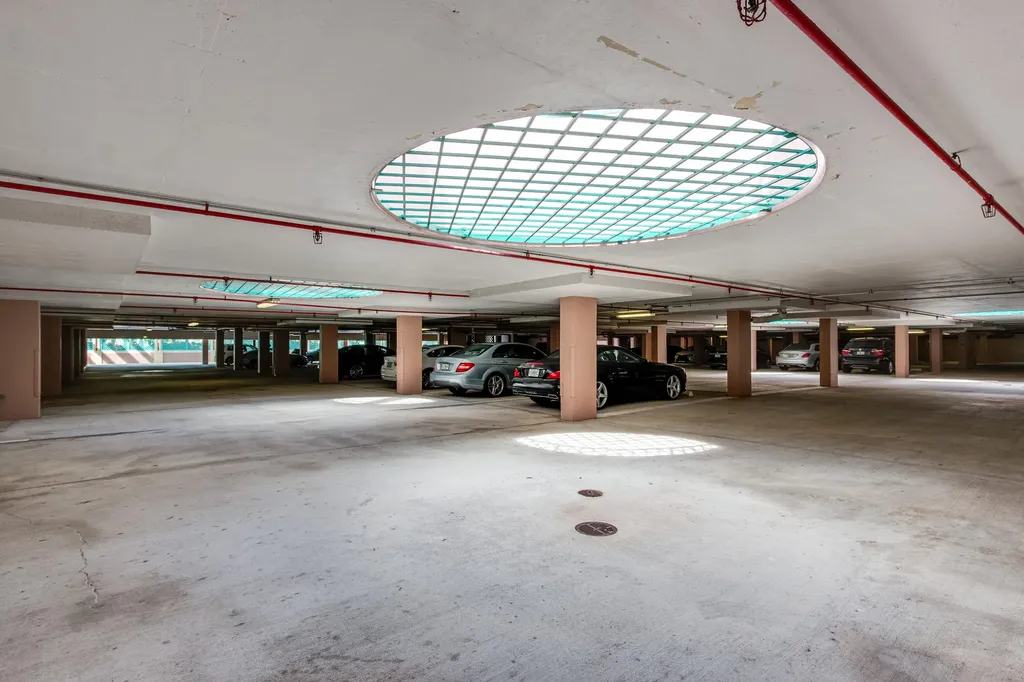 100 SE 5th Avenue Boca Raton FL 33432