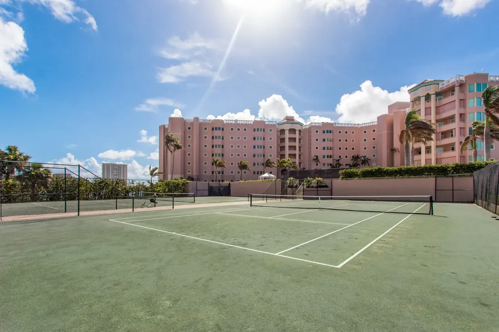 100 SE 5th Avenue Boca Raton FL 33432