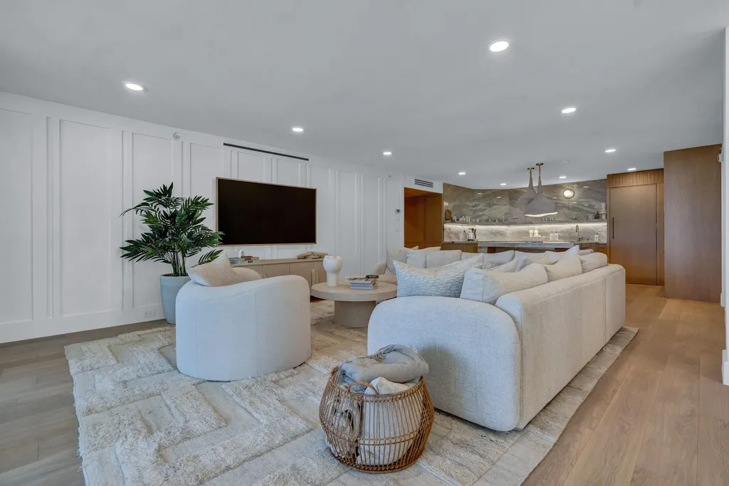 3170 S Ocean Boulevard Palm Beach FL 33480
